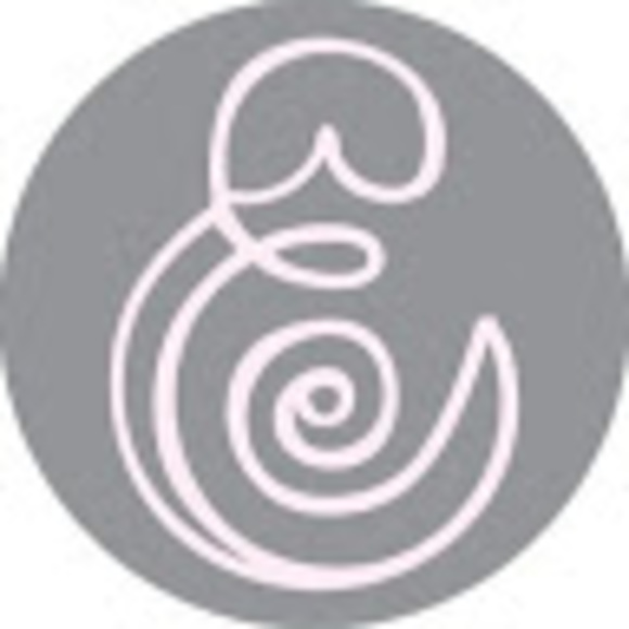 Meet your Posher, Emily - Picture 1 of 1